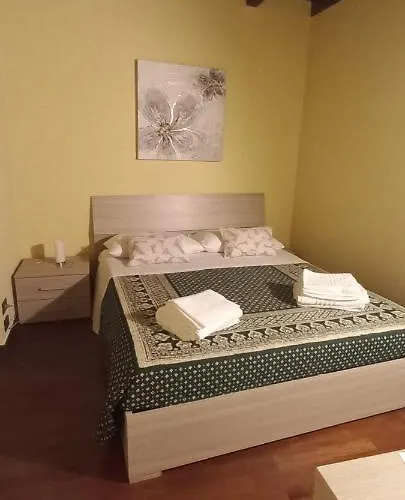 Daisy In Centro A * 코모