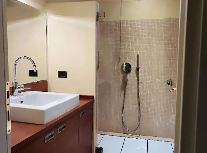 Daisy In Centro A * 코모